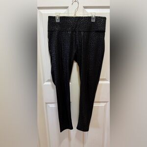 Vince Camuto Black Leopard Print Leggings